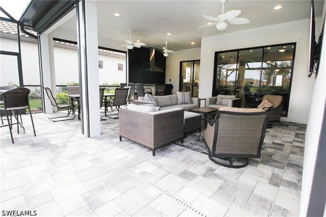 9456 Montelanico LOOP, Naples, FL 34119