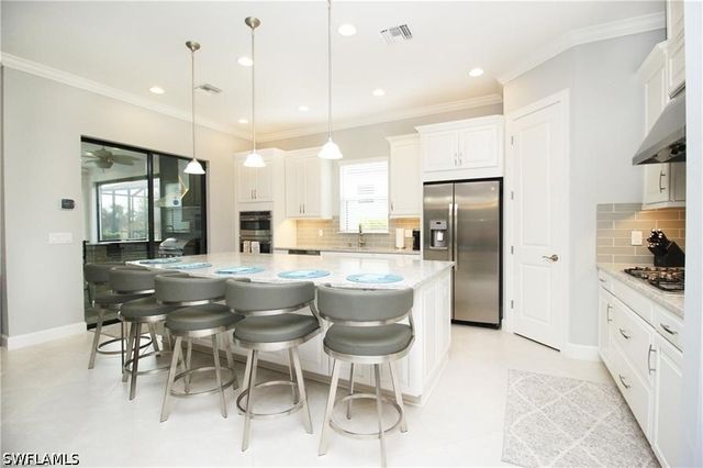 9456 Montelanico LOOP, Naples, FL 34119