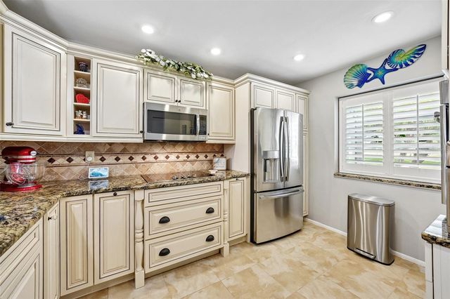 3259 HILARY CIRCLE 1C, Palm Harbor, FL 34684