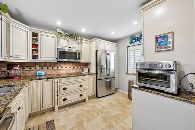 3259 HILARY CIRCLE 1C, Palm Harbor, FL 34684