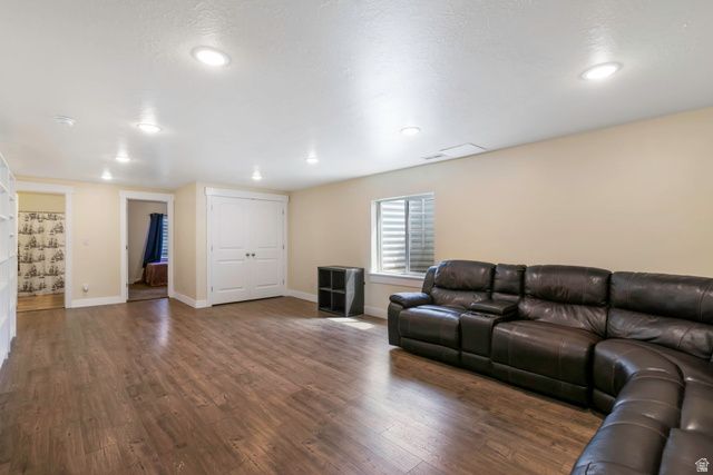 2428 E JIM BRIDGER DR, Eagle Mountain, UT 84005