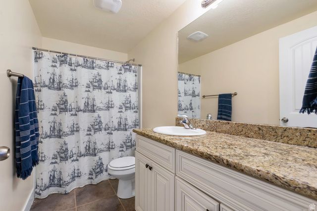 2428 E JIM BRIDGER DR, Eagle Mountain, UT 84005