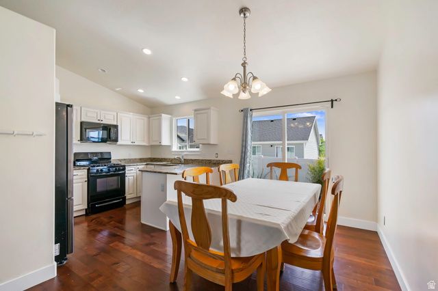 2428 E JIM BRIDGER DR, Eagle Mountain, UT 84005