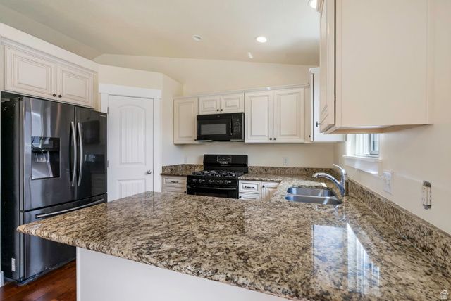 2428 E JIM BRIDGER DR, Eagle Mountain, UT 84005