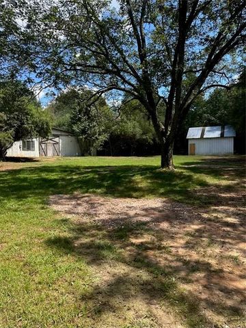 393 W Freeman Street, Maysville, GA 30058