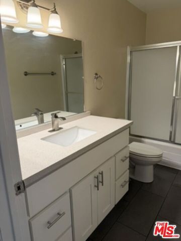 7504 Sepulveda Boulevard, Van Nuys (los Angeles), CA 91405