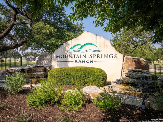 1882 Rush, Canyon Lake, TX 78133