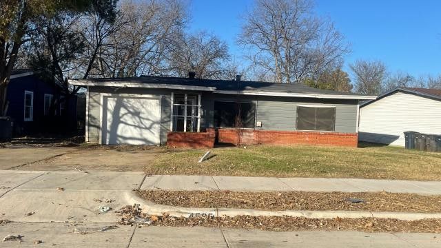 4505 Quails Lane, Fort Worth, TX 76119