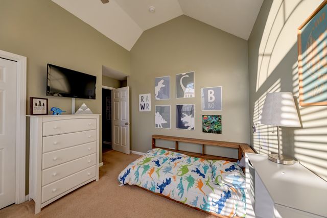 2677 Hidden Ridge Ct, Clarksville, TN 37043