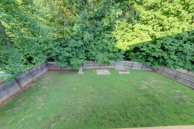 2677 Hidden Ridge Ct, Clarksville, TN 37043