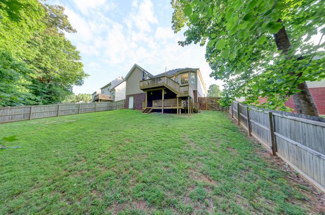 2677 Hidden Ridge Ct, Clarksville, TN 37043