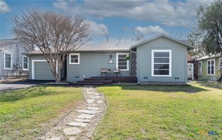 1345 Lee Street, New Braunfels, TX 78130