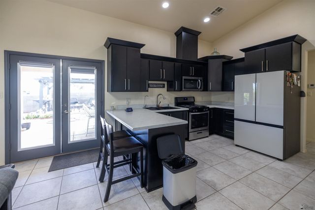 4259 E San Francisco St, San Luis, AZ 85336