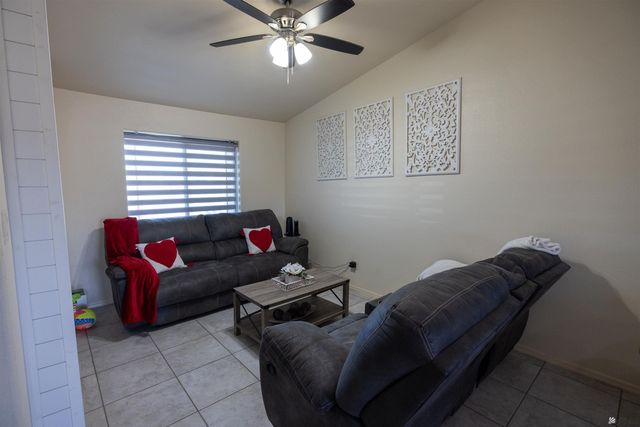 4259 E San Francisco St, San Luis, AZ 85336