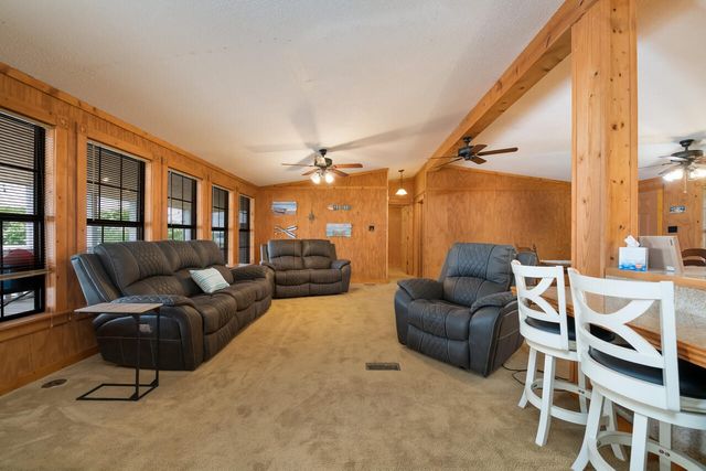 1603 LCR 822, Groesbeck, TX 76642