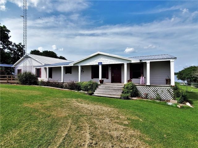 1603 LCR 822, Groesbeck, TX 76642