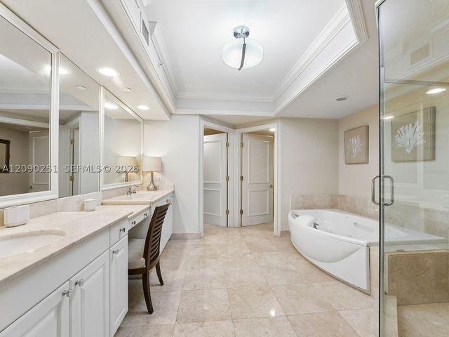 3201 NE 183rd St 2006, Aventura, FL 33160
