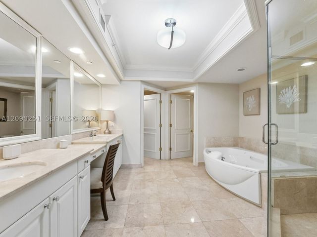 3201 NE 183rd St 2006, Aventura, FL 33160