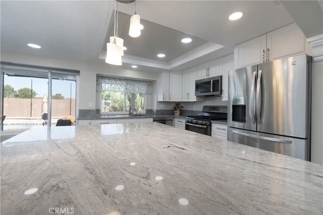 1750 Greenview, Corona, CA 92878