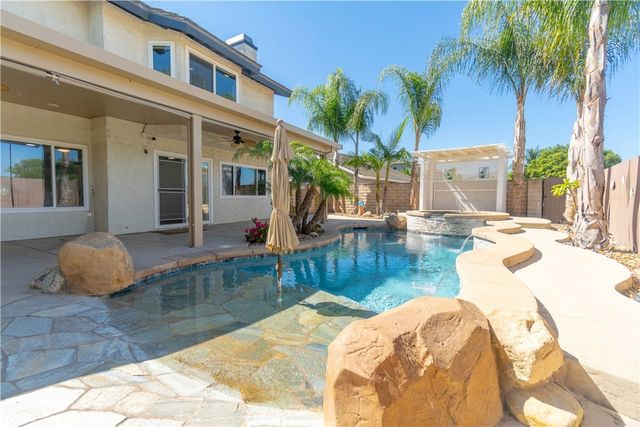 1750 Greenview, Corona, CA 92878
