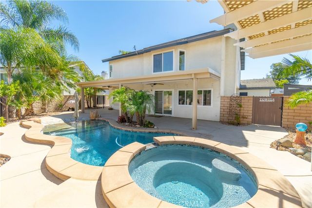 1750 Greenview, Corona, CA 92878