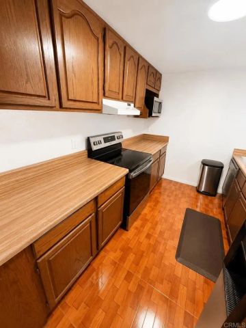 8767 Navajo Road 4, San Diego, CA 92119