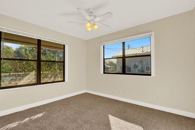 8074 SE River Lane, Stuart, FL 34997