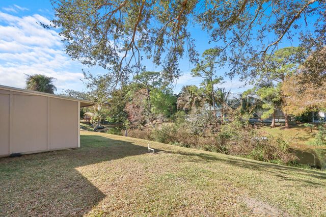 8074 SE River Lane, Stuart, FL 34997