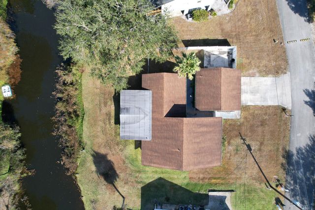 8074 SE River Lane, Stuart, FL 34997