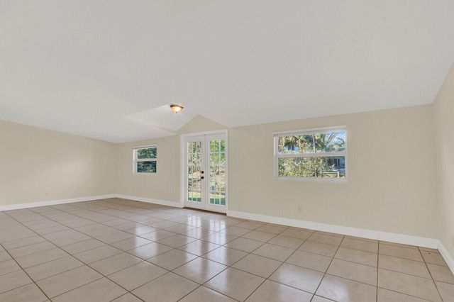 8074 SE River Lane, Stuart, FL 34997