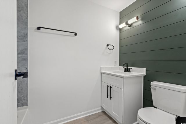 1890 Colony Dr Apt 17L, Surfside Beach, SC 29575