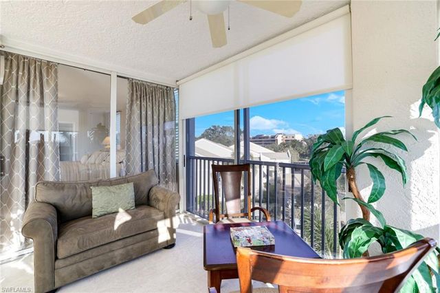 6361 Pelican Bay BLVD 201, Naples, FL 34108
