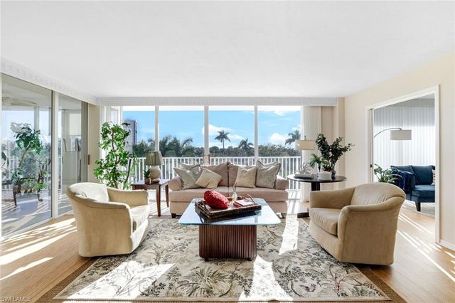 6361 Pelican Bay BLVD 201, Naples, FL 34108