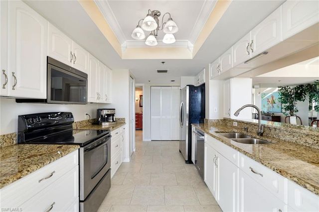 6361 Pelican Bay BLVD 201, Naples, FL 34108