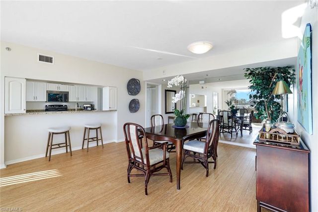 6361 Pelican Bay BLVD 201, Naples, FL 34108