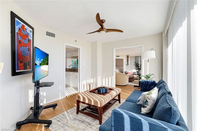 6361 Pelican Bay BLVD 201, Naples, FL 34108