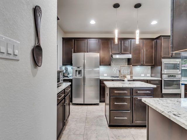 17615 Sauki Lane, Richmond, TX 77407