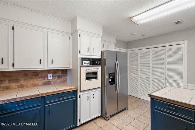 44 Sunline Court, Brandon, MS 39042