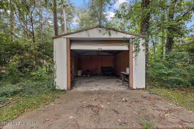 44 Sunline Court, Brandon, MS 39042