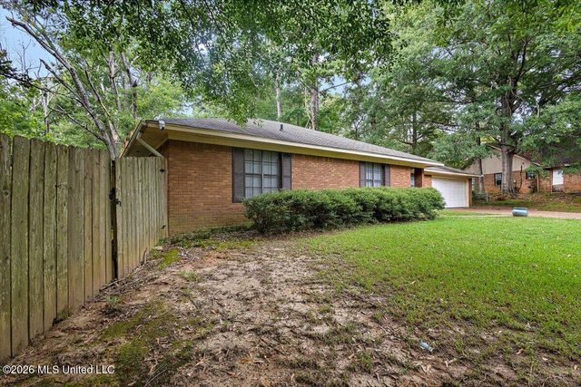 44 Sunline Court, Brandon, MS 39042
