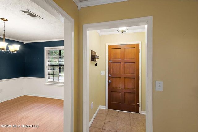 44 Sunline Court, Brandon, MS 39042