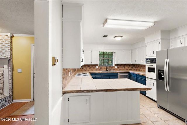 44 Sunline Court, Brandon, MS 39042