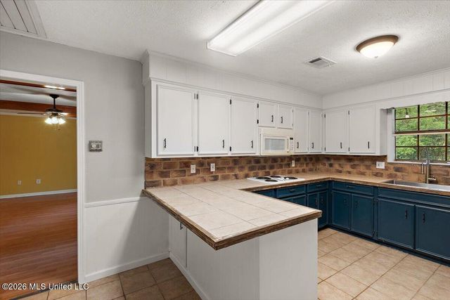 44 Sunline Court, Brandon, MS 39042