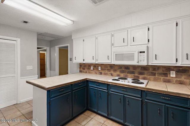 44 Sunline Court, Brandon, MS 39042