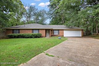 44 Sunline Court, Brandon, MS 39042