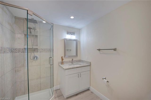 150 SW 48th TER, Cape Coral, FL 33914