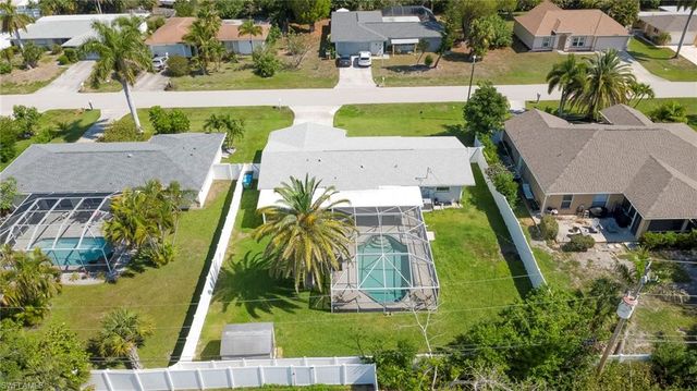 150 SW 48th TER, Cape Coral, FL 33914