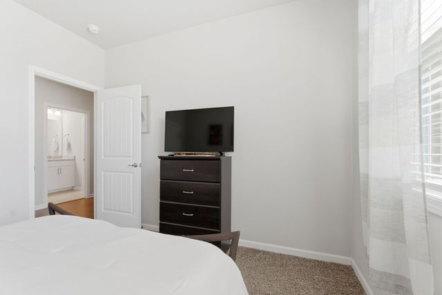 1110 Locus Ln, Murfreesboro, TN 37128