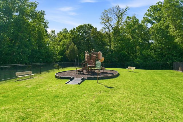 1110 Locus Ln, Murfreesboro, TN 37128