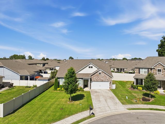 1110 Locus Ln, Murfreesboro, TN 37128